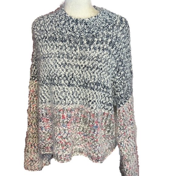 VENUS Sweaters - Venus Fuzzy Oversized Sweater M